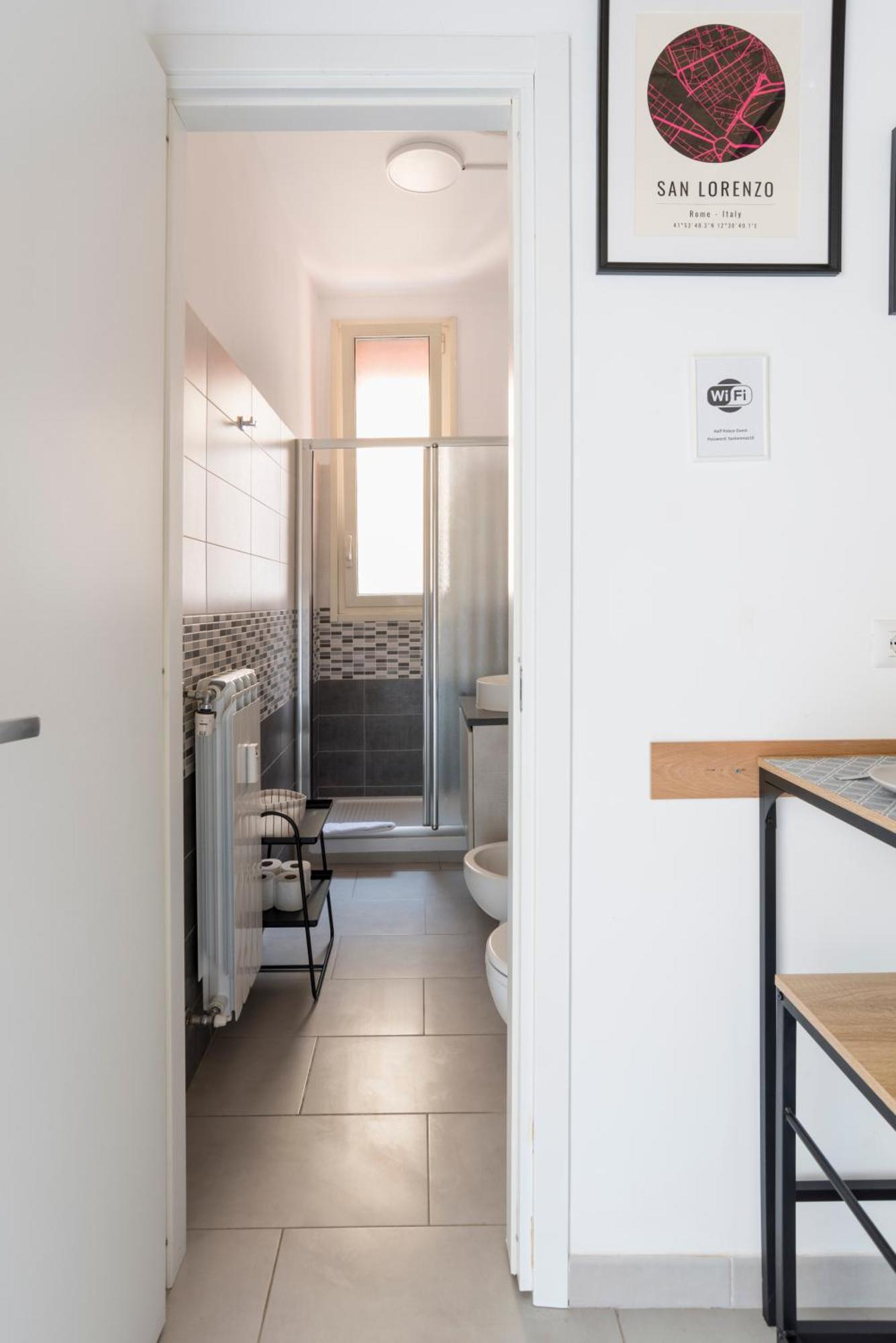 Half Palace, Relaxing Apartment In Rome San Lorenzo Esterno foto