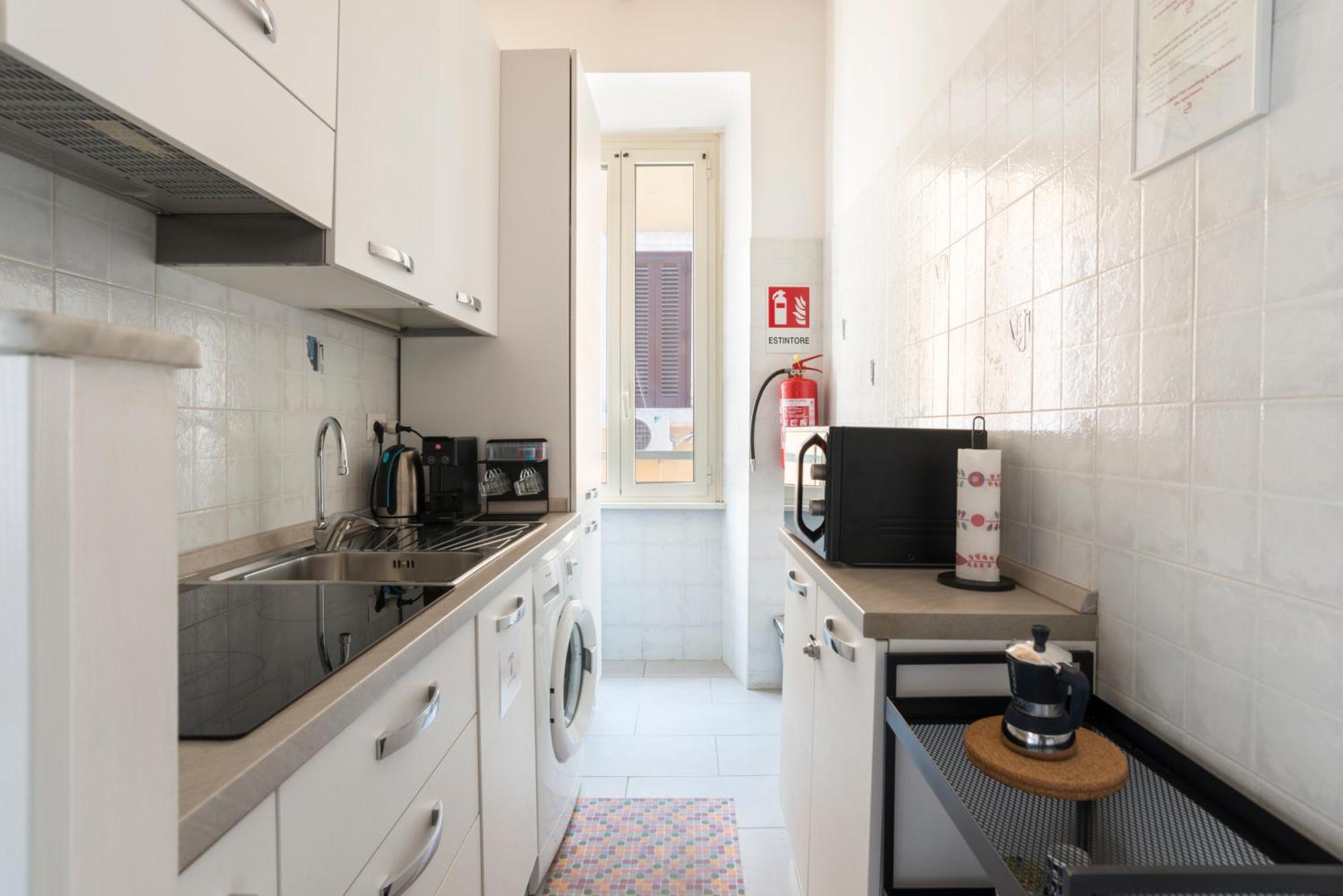 Half Palace, Relaxing Apartment In Rome San Lorenzo Esterno foto